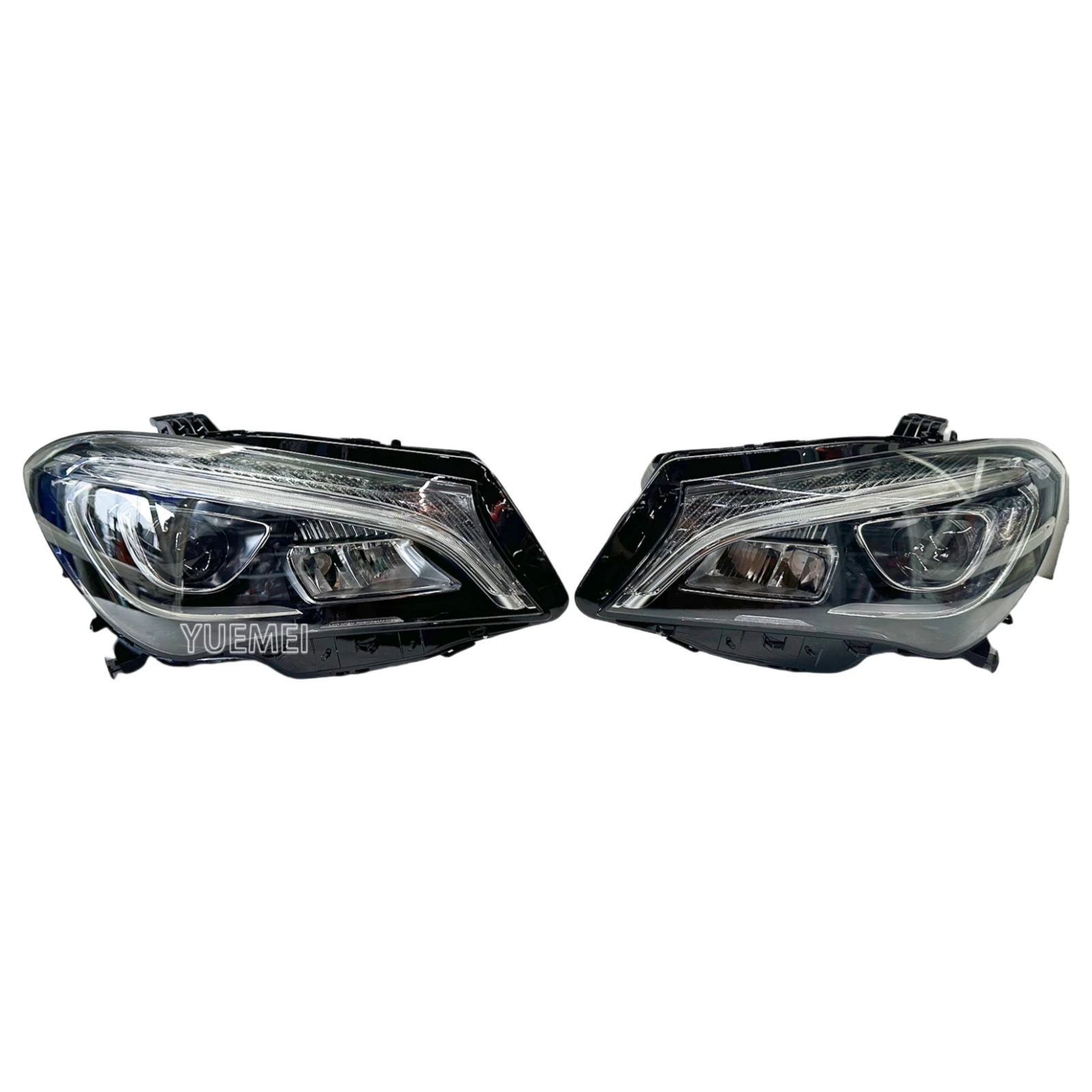 High Quality Headlamps Suitable for Mercedes Benz CLA W117 Original Second-Hand LED Headlights