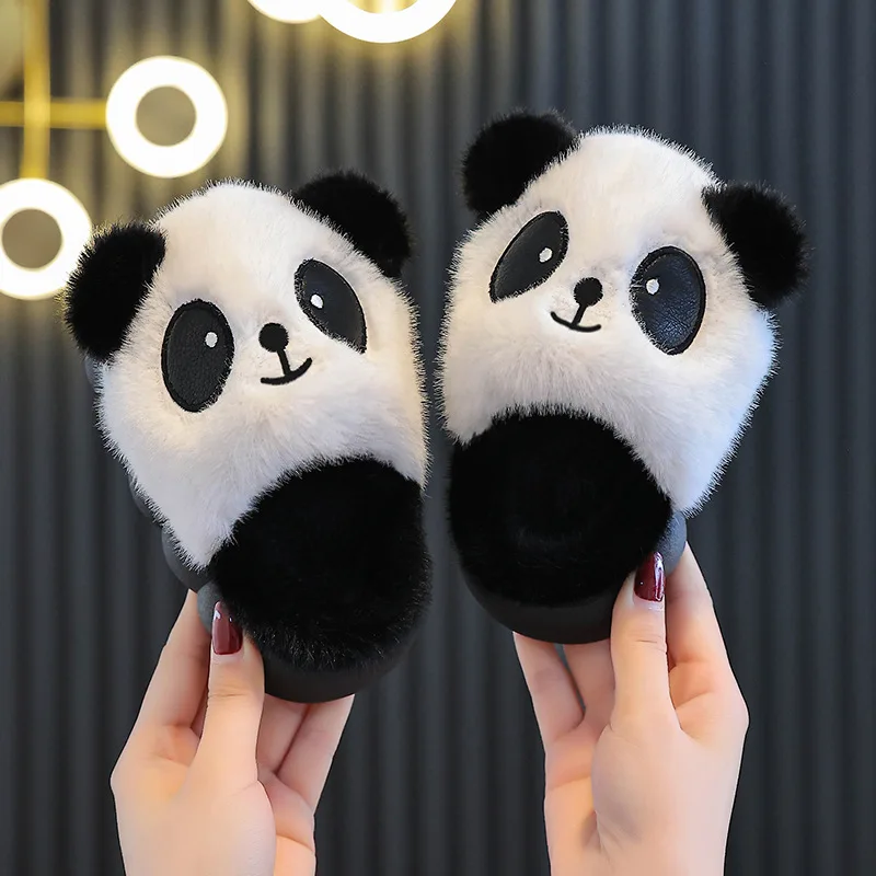 Sandal katun anak perempuan, Kasut tahan aus kartun Panda hangat Non-slip musim gugur dan dingin untuk bocah cewek