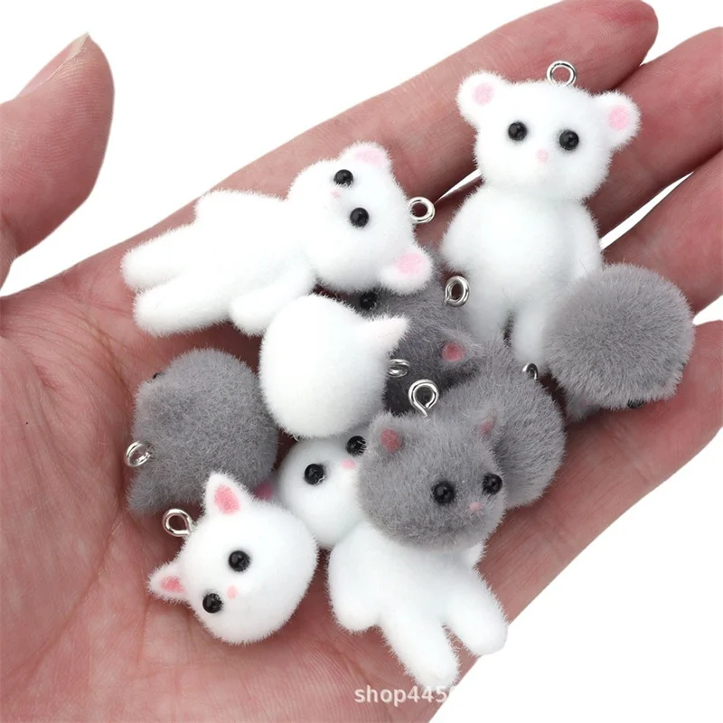 2 sztuk/zestaw żywica kot Charms śliczne 3D mały kot Charms wisiorek dla DIY naszyjnik bransoletki kolczyki brelok biżuteria akcesoria