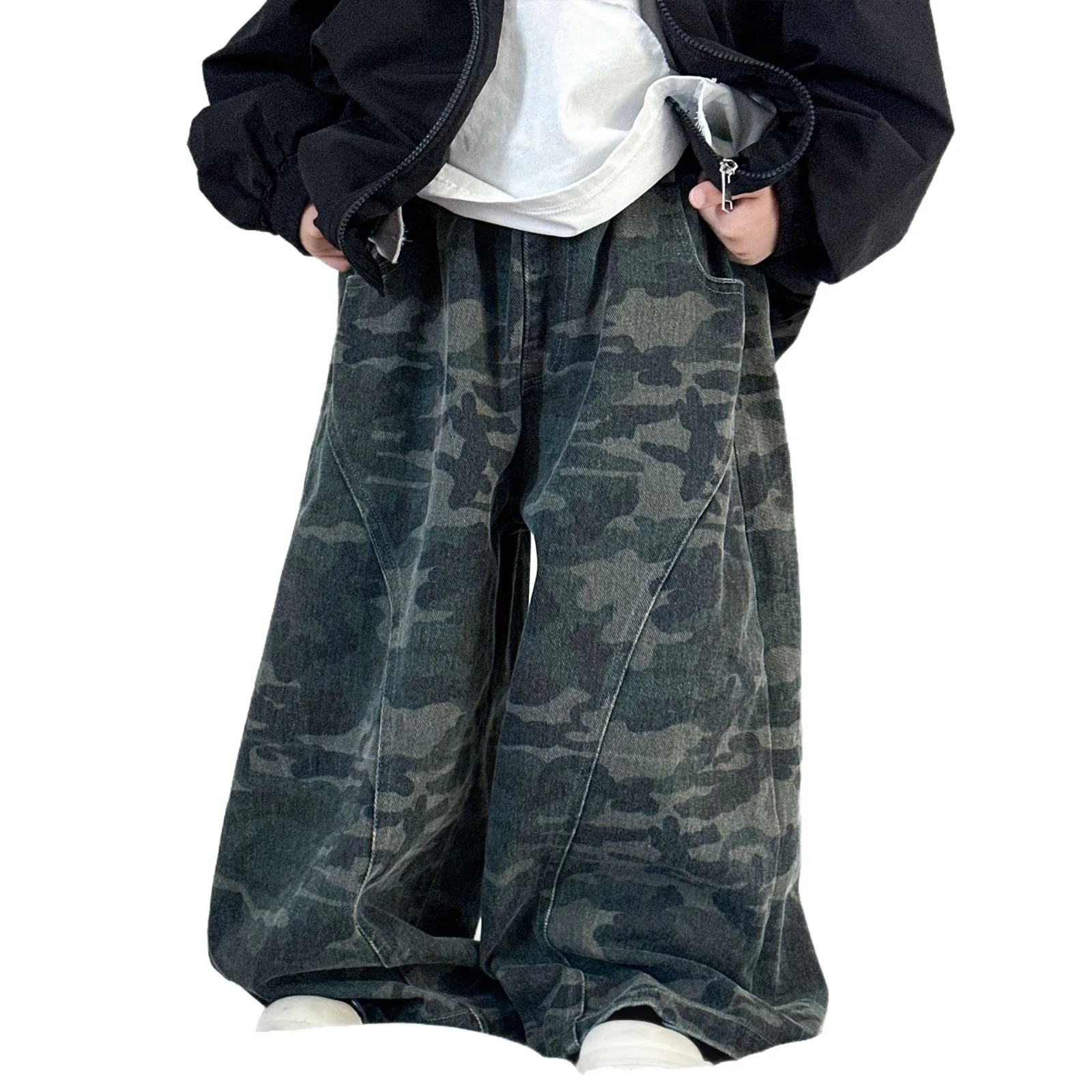 

Новые осенние камуфляжные брюки для мальчиков, свободные повседневные широкие брюки для детей среднего и младшего возраста, весенне-осенние джинсы