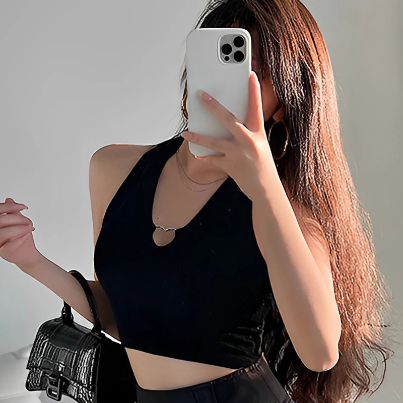 

Metal Heart Hollow Halter V-neck Sleeveless Tops Cropped Women Summer Sexy Vest
