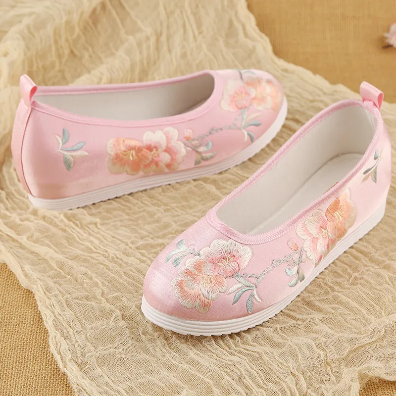 2025 Spring New Ladies Breathable Canvas Tai Chi Shoes for Women - Wedged Sole Embroidered Martial Arts Practice Footwear