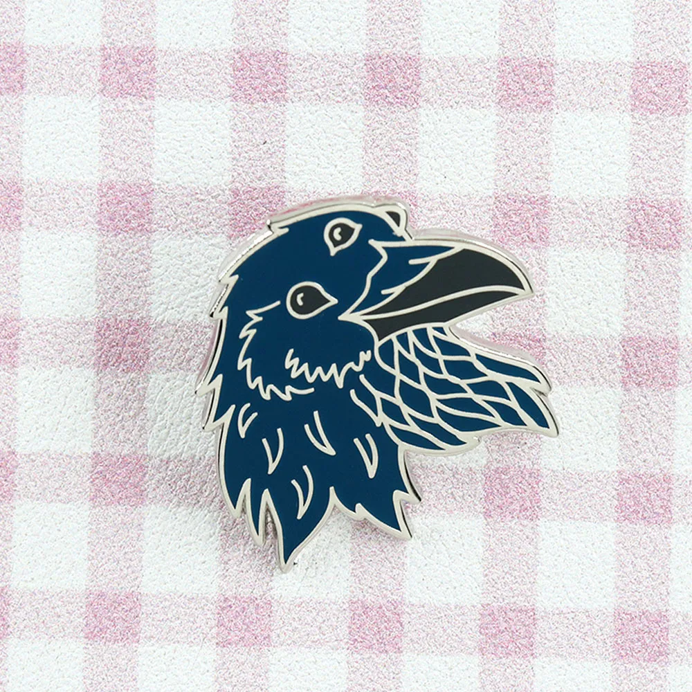 Pin esmaltado de cuervo de tres ojos, broche de cuervo de Juego de Tronos, regalo de joyería de fantasía de Westeros, 1 ud.