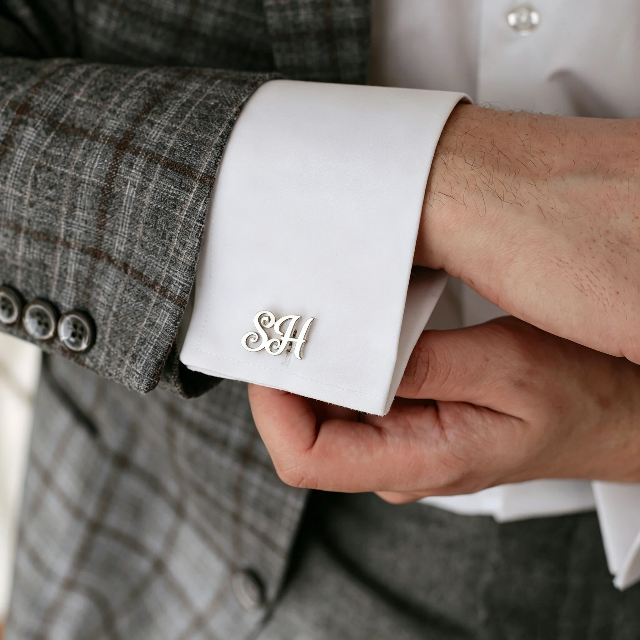 Custom Monogram Cufflinks Personalized Elegant Name Button Cufflinks Elegant Cufflinks For Men Fashion Stainless Steel Jewelry view 3