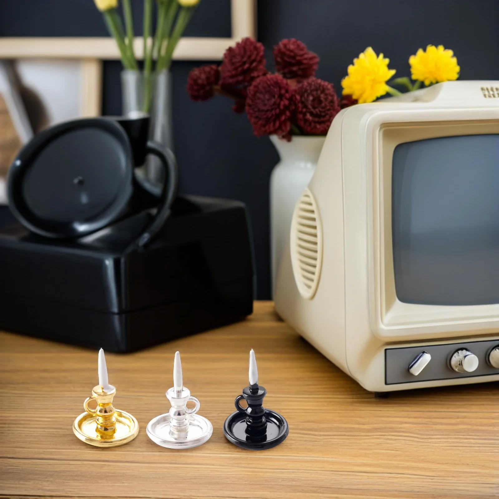 

3Pcs Miniature European Style Candlestick 1:12 Scale Meticulous Detail Tiny House Decorative Accessories Miniature Things