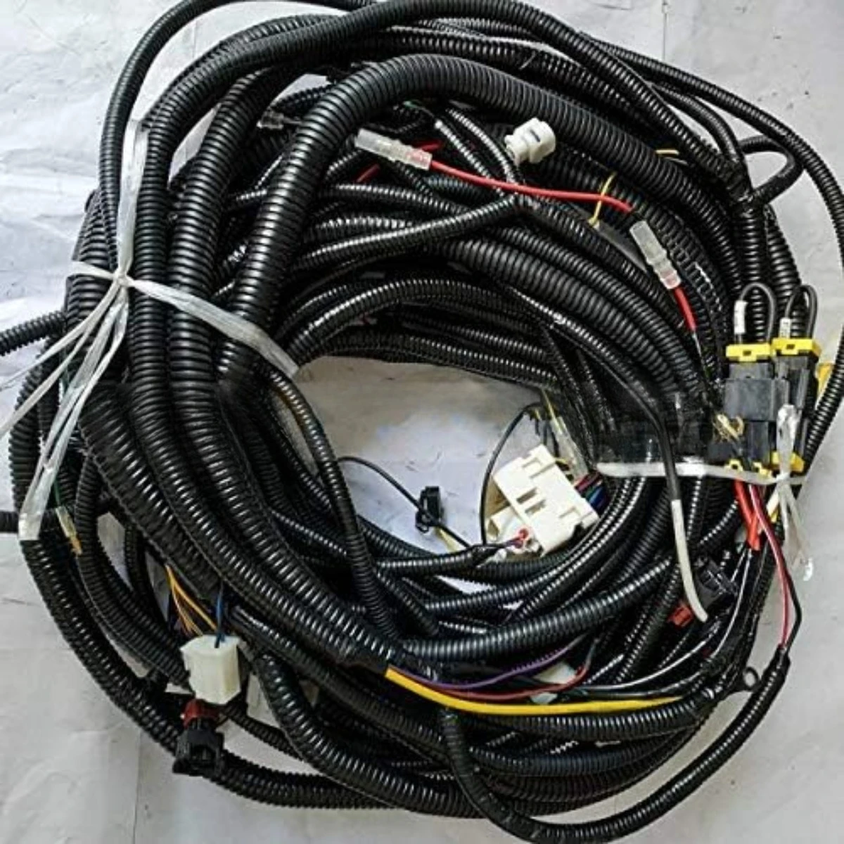 

Жгут проводов 0001859 для экскаватора Hitachi EX220-3