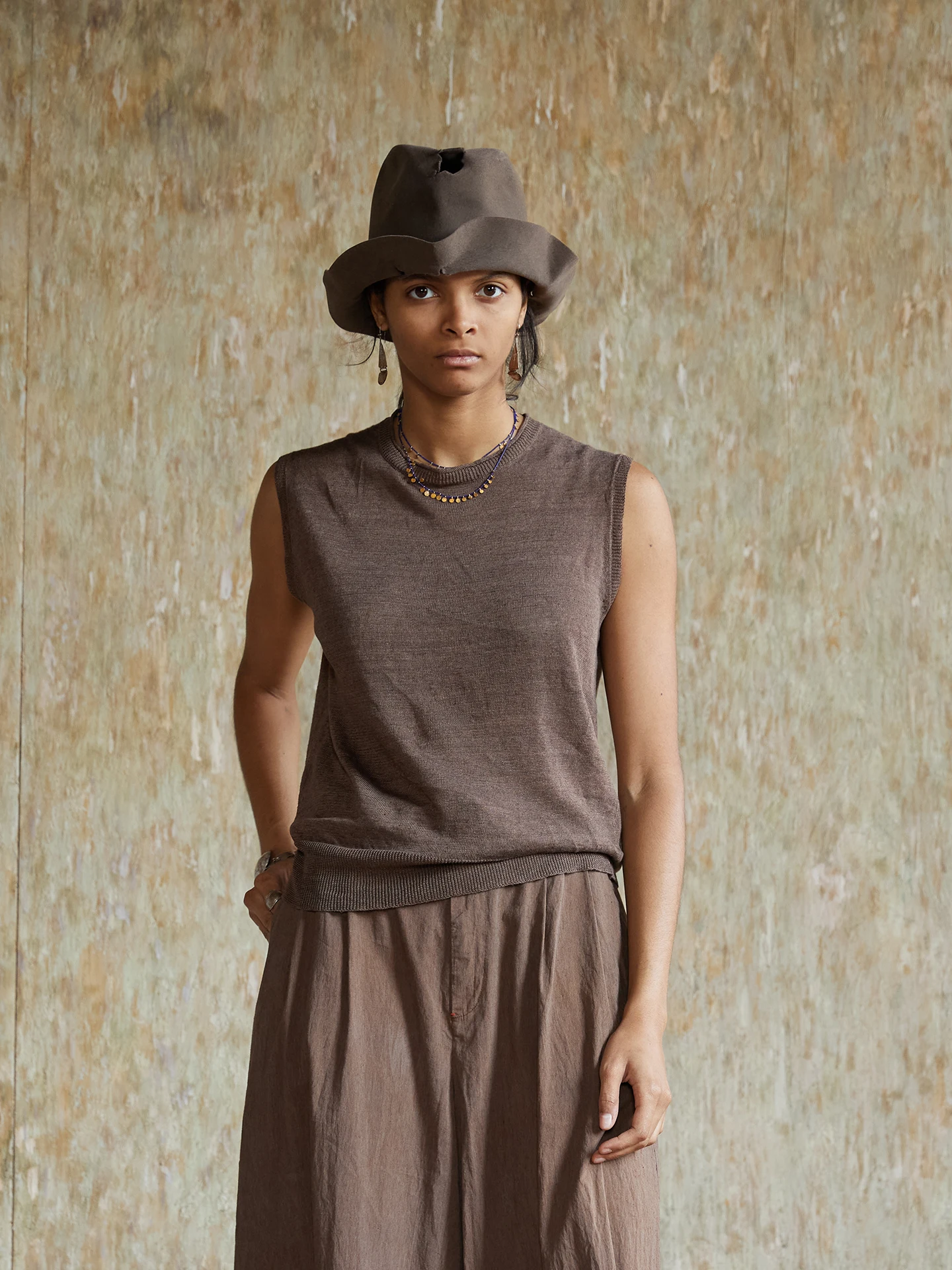 

Оригинальный простой повседневный вязаный льняной жилет, однотонный универсальный базовый женский внутренний костюм, летняя тонкая стандартная длина