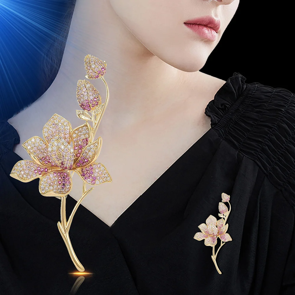 

Women's Brooch Luxurious Pink Magnolia Brooches Metal Zircon Corsage Sweater Pins for Women Exquisite High Quality Jewelry Gifts