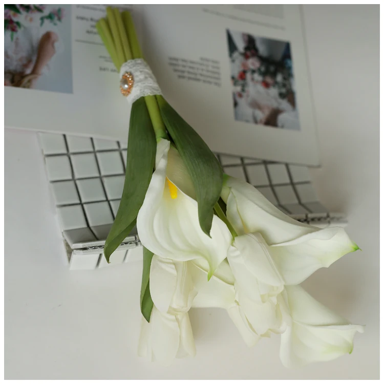 New Arrival Whitney WB581 Calla Lily with Tulip Flowers Bunch Bridal Flower Bouquet Décoration mariage chic élégante Simple