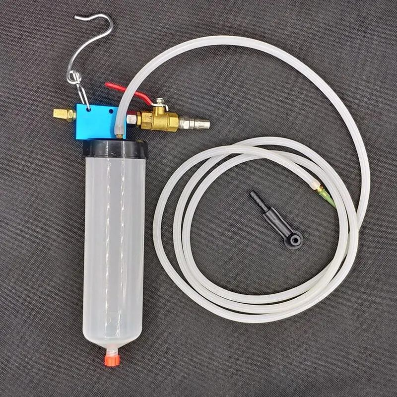 Brake Oil Replacement Machine Tool Vacuum Extractor Oil Bleeder Universal Car Kit Auto Portable Brake Fluid 0.3L Extractor