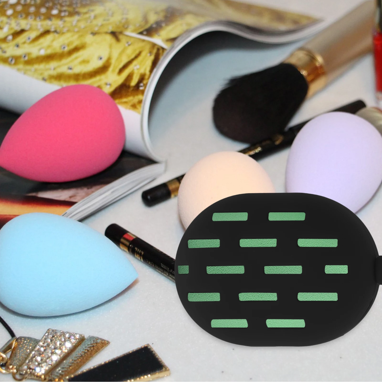 

Makeup Sponge Holder Lightweight Portable Beauty Egg Storage Bag ganizer Travel Case For Puff Silicone Container Box