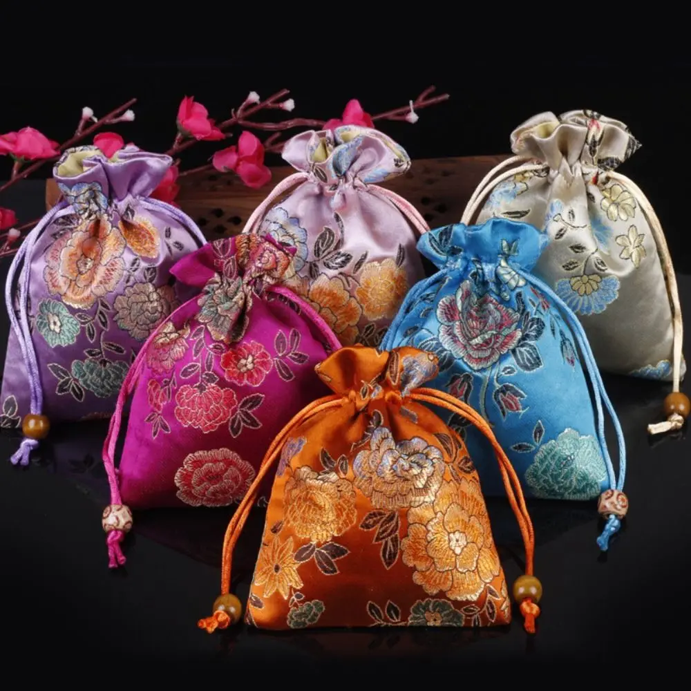 Floral Embroidery Flower Drawstring Bag Coin Purse Chinese Style Jewelry Packing Bag Ethnic Style Bucket Bag Festive Sugar Bag