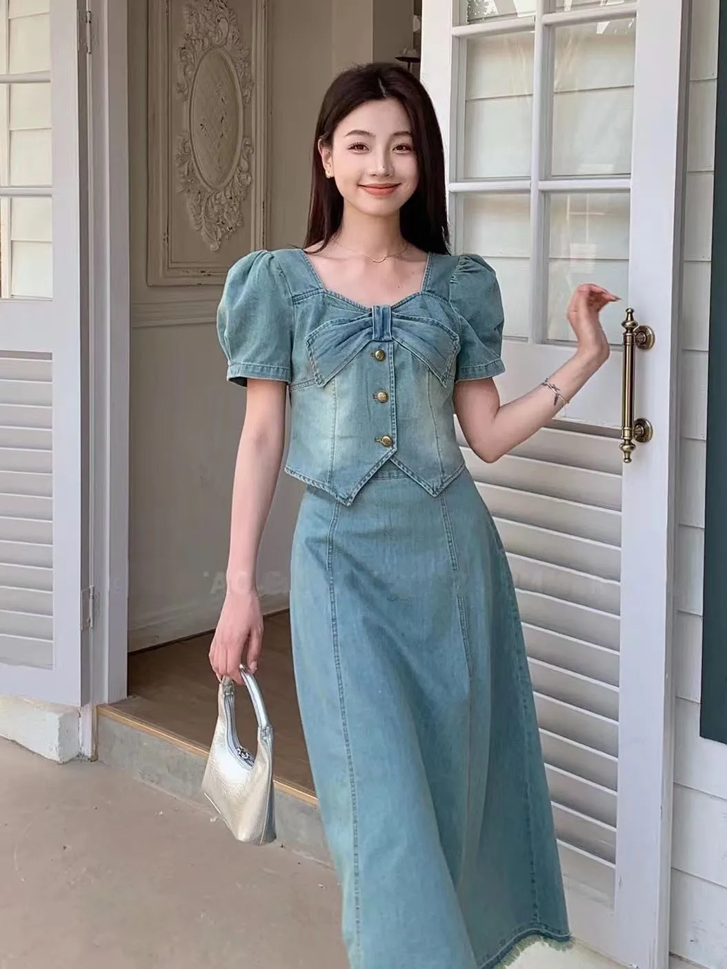 

2023 Summer Women Bow Short Sleeve Washed French Style Two Pieces Skirt Set , Woman Ladies Tassel Butterfly Denim Skirts Sets