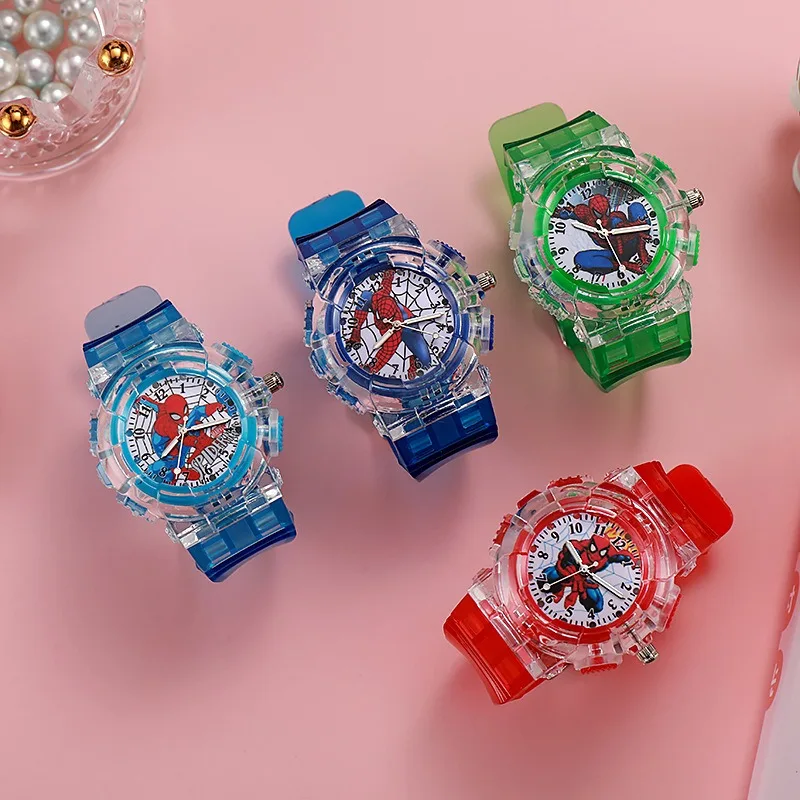 ساعة Marvel Spider-Man للأطفال - ساعة يد رائعة وأنيقة ومتينة، هدية رائعة للأولاد والبنات