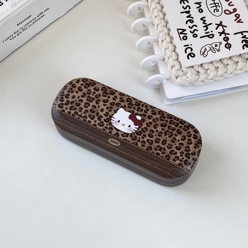 

Футляр для очков из ПУ, футляр для очков для близорукости, футляр для очков для чтения, футляр для хранения очков, модный жесткий футляр для очков Sanrio