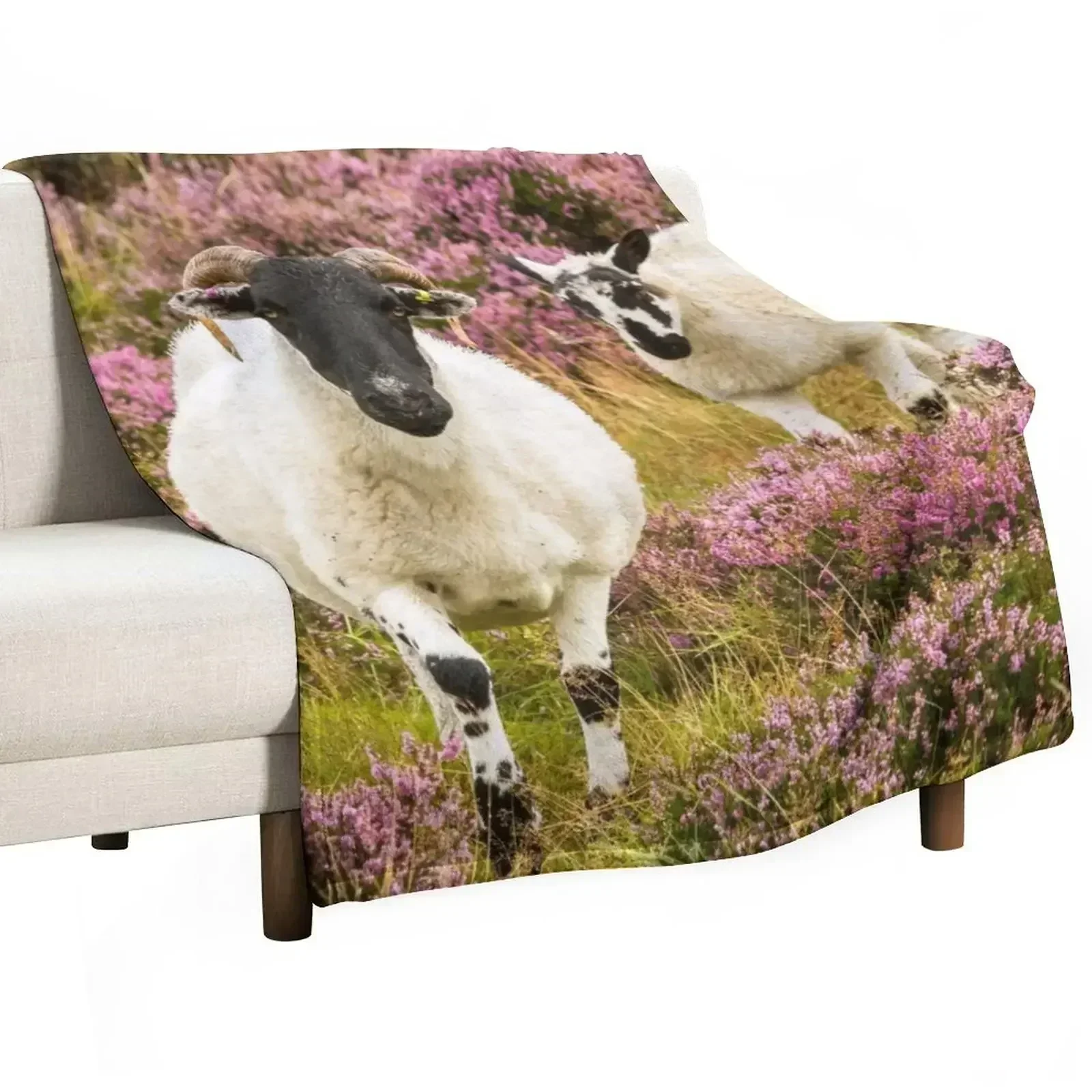 Ewe and Lamb Throw Blanket Thermals For Travel Summer Beddings manga Luxury Throw For Baby Blankets Sofas Of Decoration Blankets