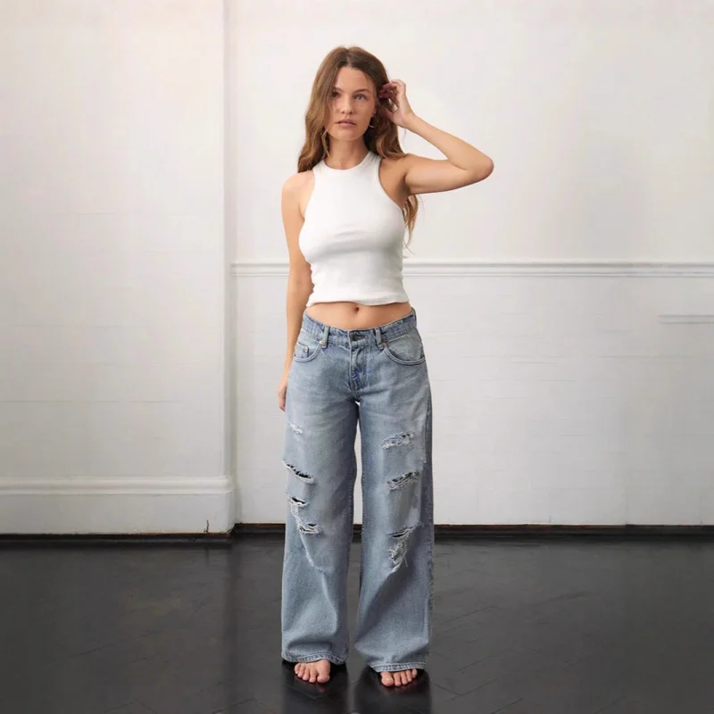 

Женские прямые джинсы с рваным стилем