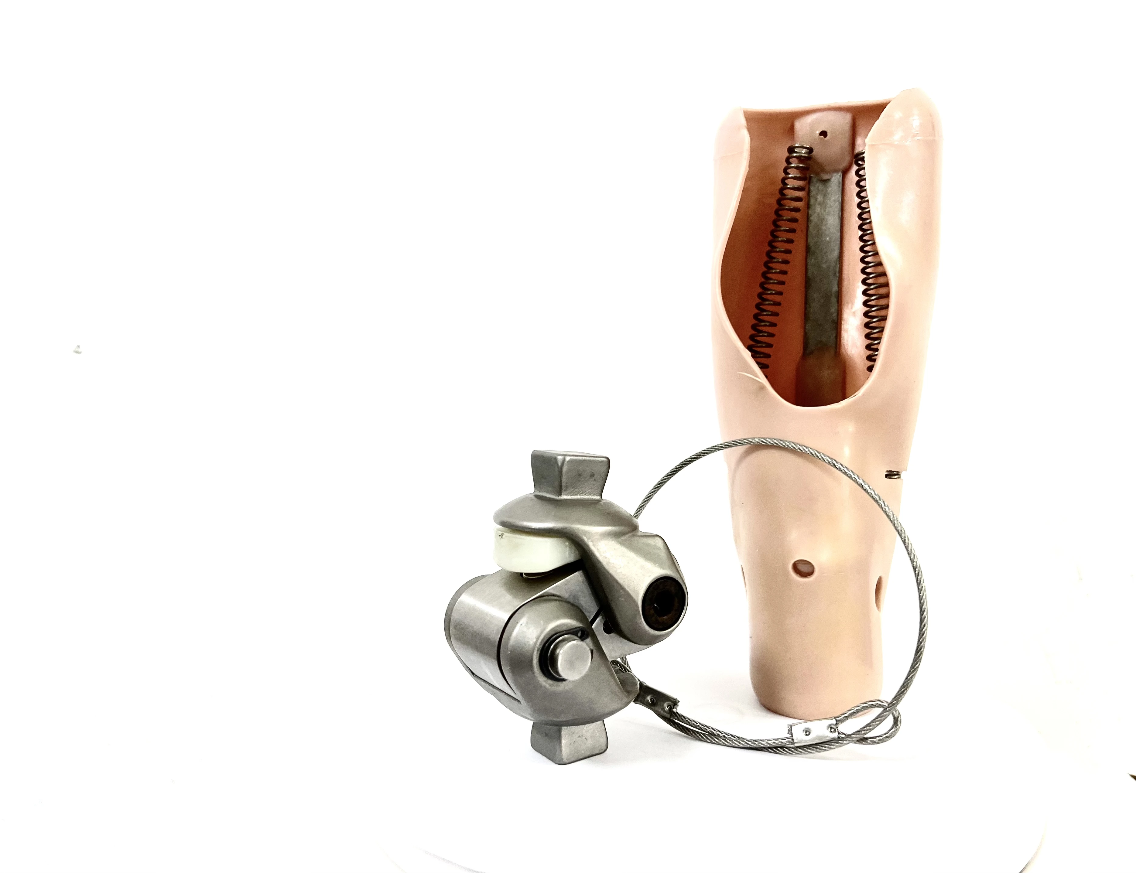 Titanium Knee Prosthesis Single Axis Weight Bearing Prosthetic Knee Joint With Self Lock Function And Extension Assist