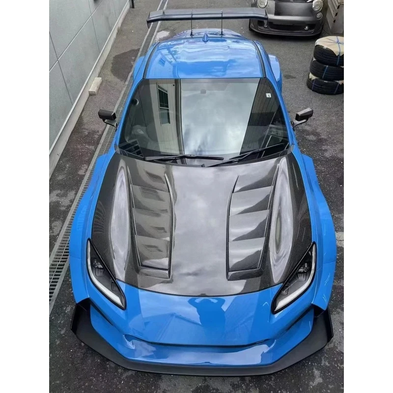 High Quality Carbon Fiber Engine Hood Sports Coupe 2022-2023 Gloss Easy Installation Exterior Parts