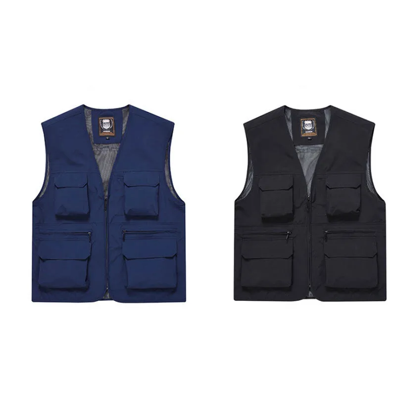 Outdoor loose fishing clip autumn and winter new fashion brand casual vest retro vest men wear solid color coat