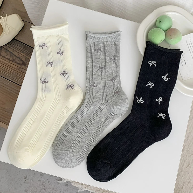 

Fashion Women's Socks New Simple Trendy Korean Socks Female Breathable Thin Soft Bow Design Socks Cute Girls Preppy Style Cotton