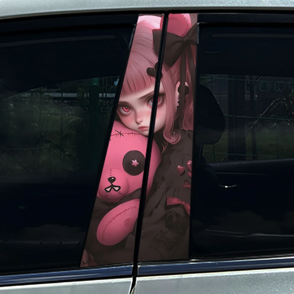 

2 шт. готические розовые наклейки на стойку автомобиля с принтом девочки и медведя, водонепроницаемая виниловая защитная пленка от царапин