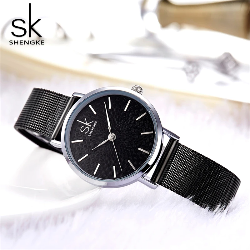 Shengke-Relojes de pulsera dorados a la moda para mujer, reloj Sttrap de Milán, joyería femenina de lujo, nuevo