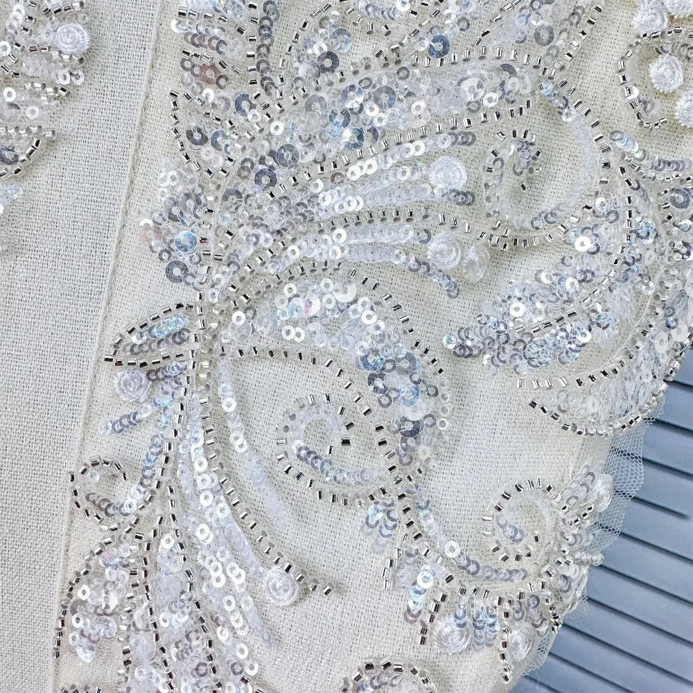 1 زوج مطرز الترتر الدانتيل والتطريز القماش ملصق فستان الزفاف الملابس DIY بها بنفسك اليدوية زهرة التصحيح الخياطة زين زهرة