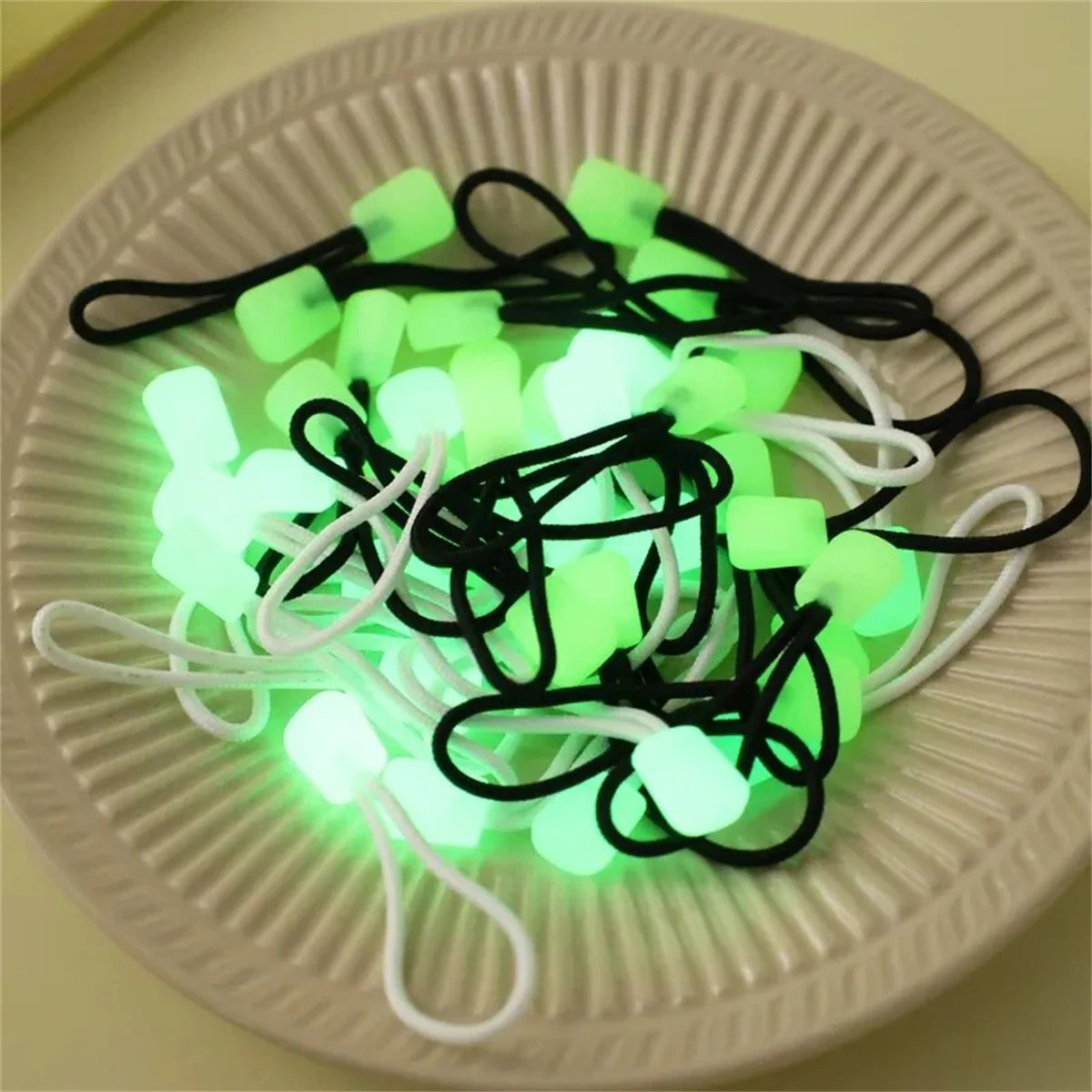 1/50PCS Luminous Zipper Pull Rope Glow in The Dark Zipper Head Anti-lost Backpack Clothes Jackets Slider Head Sewing Repair Kits