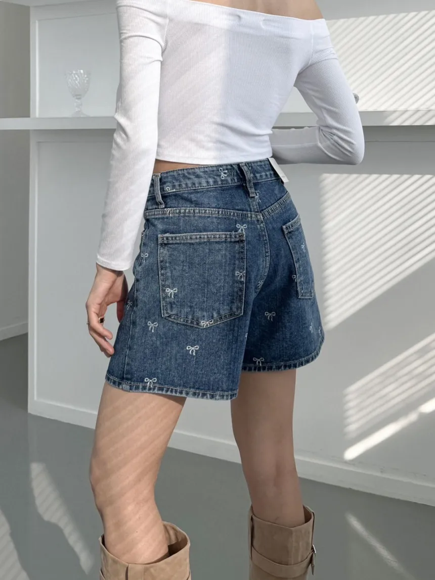 Korejpaa 2024 Zomer Retro Denim Shorts Dames Hoge Taille Veelzijdige Geborduurde Strik Print Casual Wijde Pijpen Shorts Dameskleding