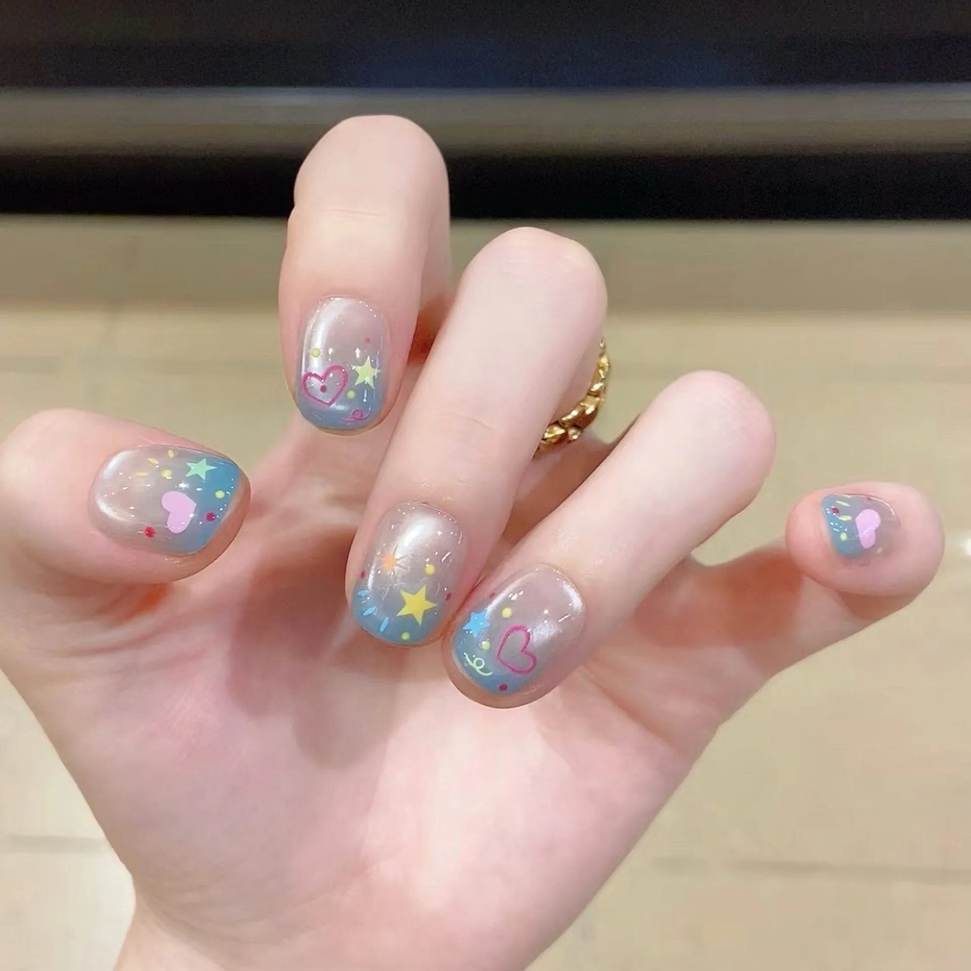 

10pcs Handmade Short Press On Nails Shiny Cat Eye Gradient Blue Polka Dot Design Cute Fake Nails Wearable Nails Art Tips Girls