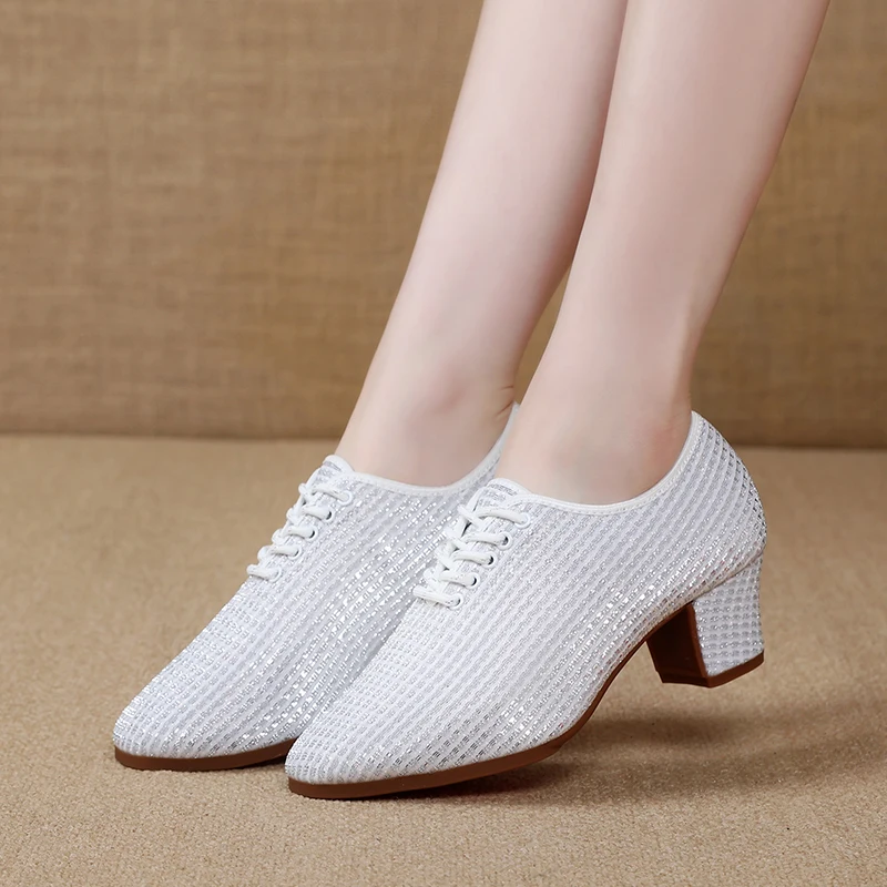 

Dancing Shoes For Women Sports Feature Modern Dance Jazz Shoes Soft Outsole Breath Dance Shoes Female Waltz Sneakers