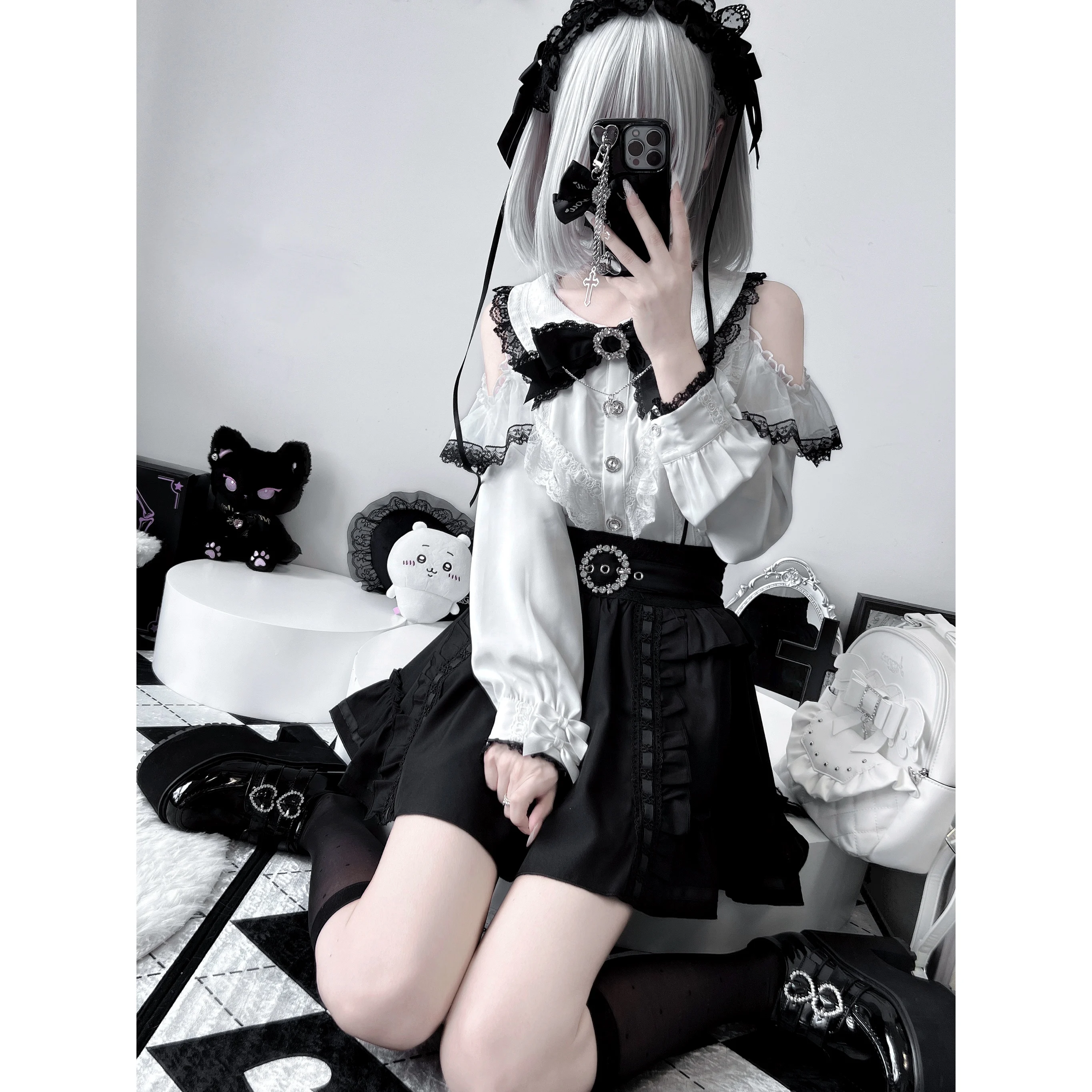 Japanese Mine Style Mass-produced Lace Splicing Off-shoulder Long Sleeve Bow Single-breasted Sweet Lolita Inner Shirt Top Women