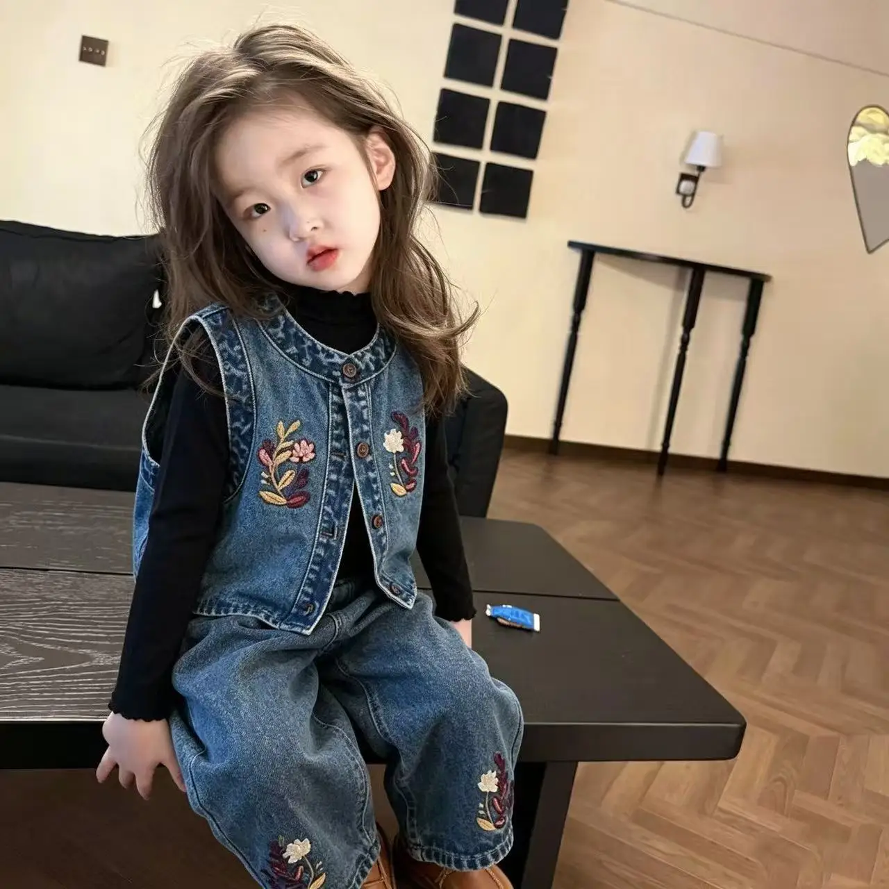 Girls' Cowboy Set Spring and Autumn New Style Children's Fashion Loose Flower Embroidered Vest Pants Undercover Three Piece Set