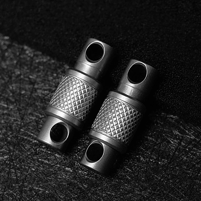C Titanium Alloy Keychain Key Holder Removable 360 Degree Rotation Multifunctional Portable For Waist Belt Outdoor Tool