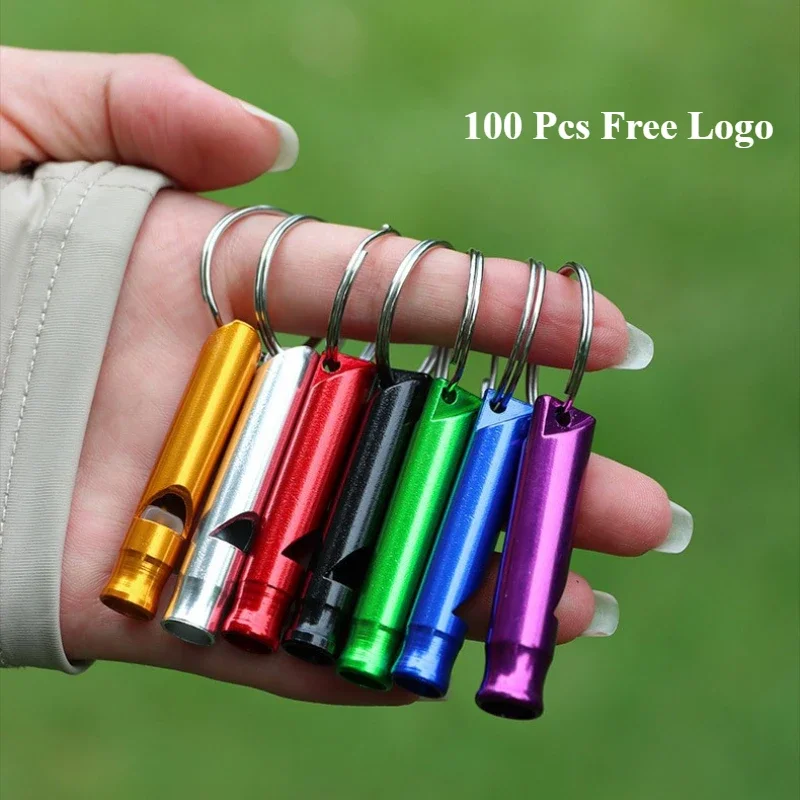 キーホルダー付きカスタムロゴアルミニウム緊急ホイッスル、キャンプ、ハイキング、狩猟、スポーツおよび緊急製品、100個