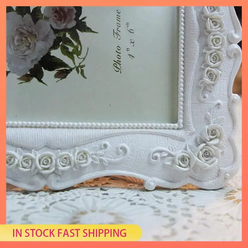 AA005 Frame: The Perfect Retro White Photo Frame for Modern Home Décor?