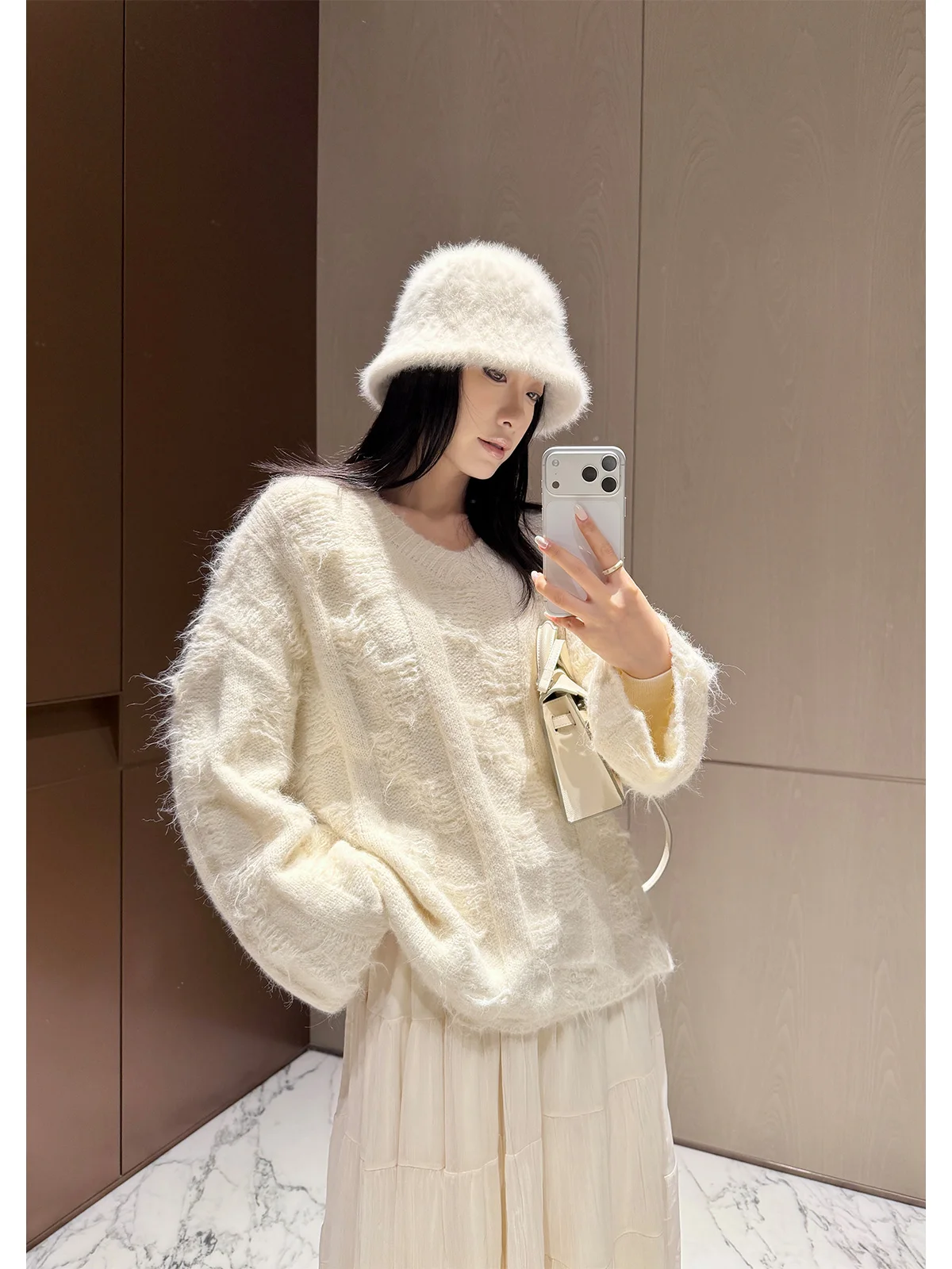 

Loose Geometric Knitted Woolen Sweater Women's V-ne Long Sve Comfortable Warm Winter Sweater Soft Polyester Blend