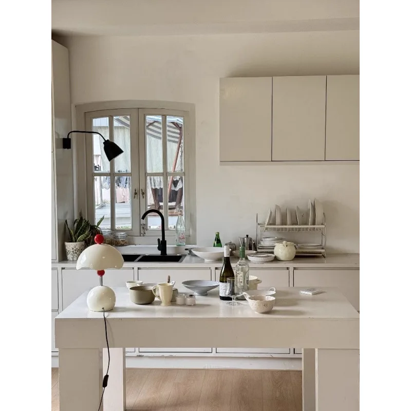 Modern Minimalist Cream Style Eggshell Table Lamp Bauhaus LED table light for Study Room Bedroom Bedside Lighting Fixture