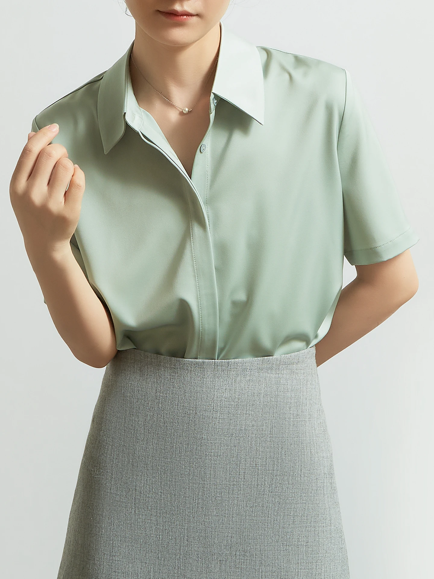 

CHICBS Mint een ort Sve irt Summer New Sle Profional OL Commuting Drapey Conced Button Women's Faion