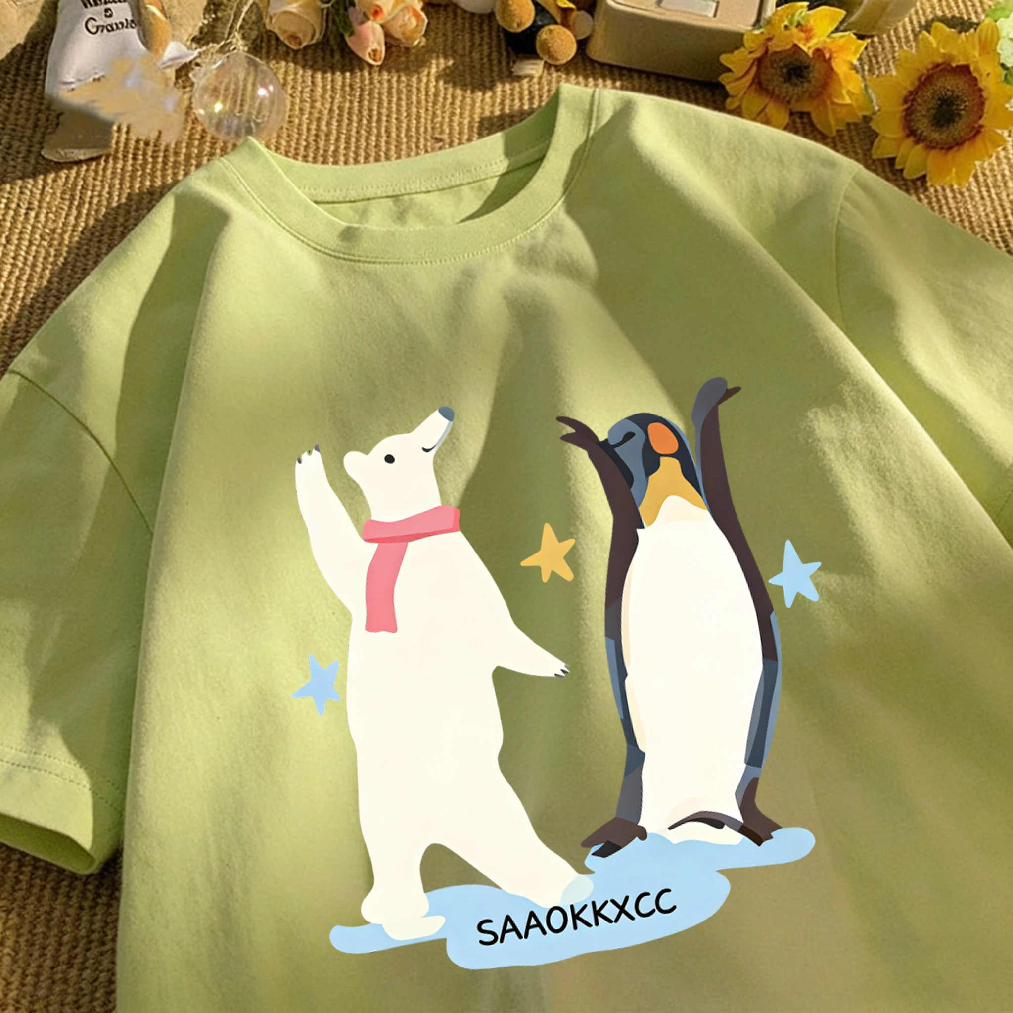 Penguins And Polar Bears Dance Together Men T Shirt Loose Tee Casual Cotton Basics Clothes Summer Soft Unisex Retro Short Sleeve