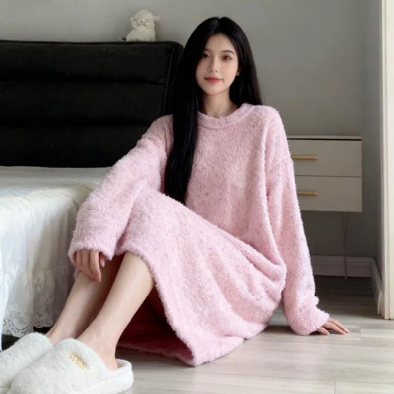Baju Tidur Wanita Musim Dingin 2025 Lengan Panjang Tebal Hangat Bahan Flanel Korea Lucu Beludru Karang Pakaian Tidur Gaun Tidur Nighty