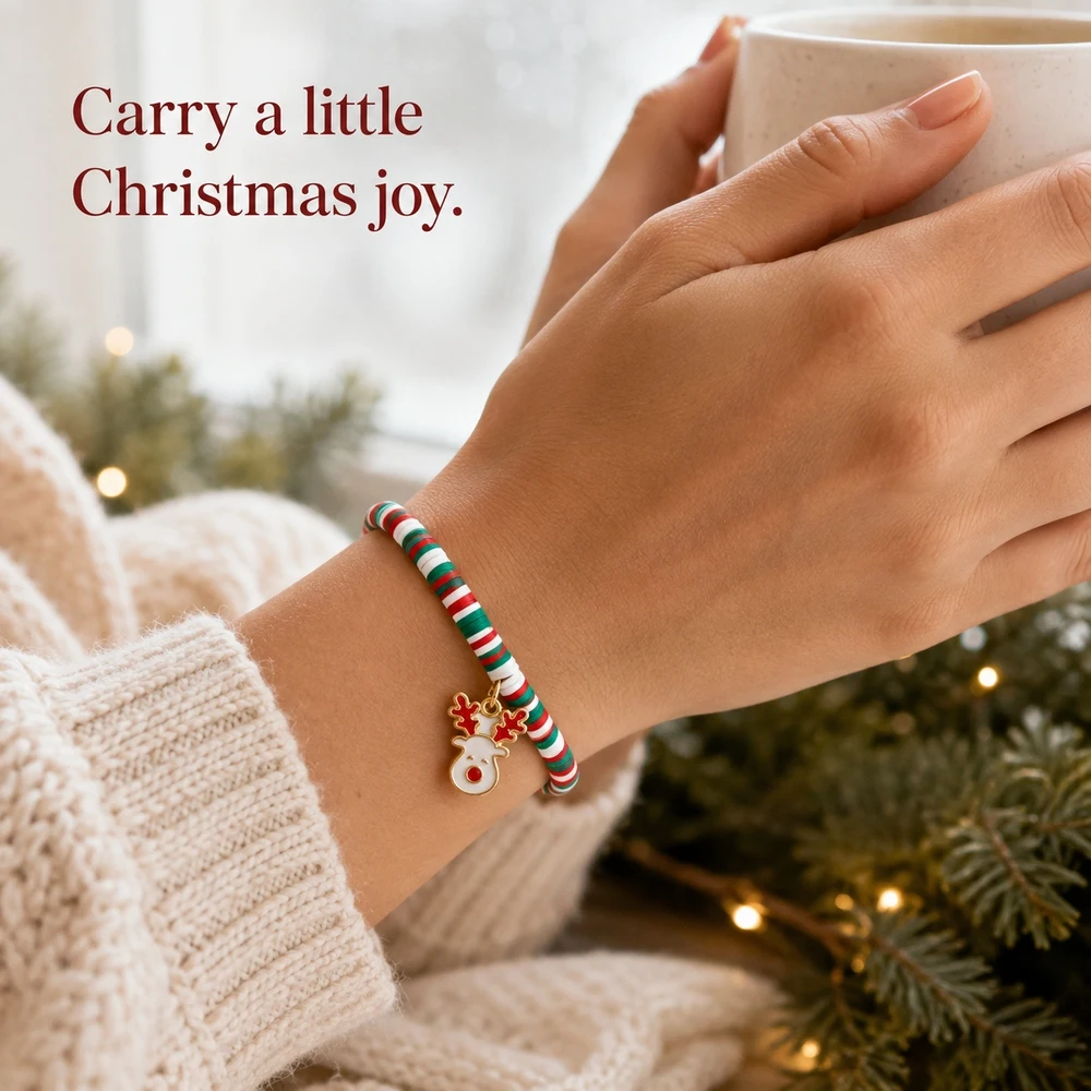 1pc Christmas Reindeer Charm Red Green White Clay Beaded Strand Bracelet with Zinc Alloy Accent for Women Cute Style