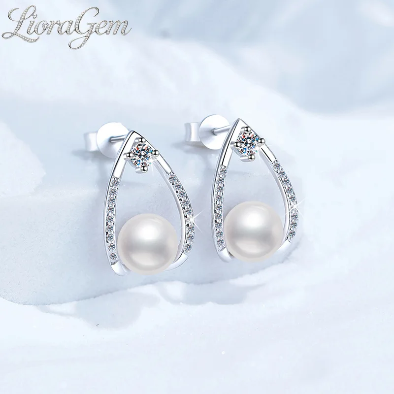 

LioraGem Shiny Moissanite Stud Earrings 8mm Natural Freshwater Pearl Elegant Jewelry Platinum PT950 Stamp Party Charm Jewelry