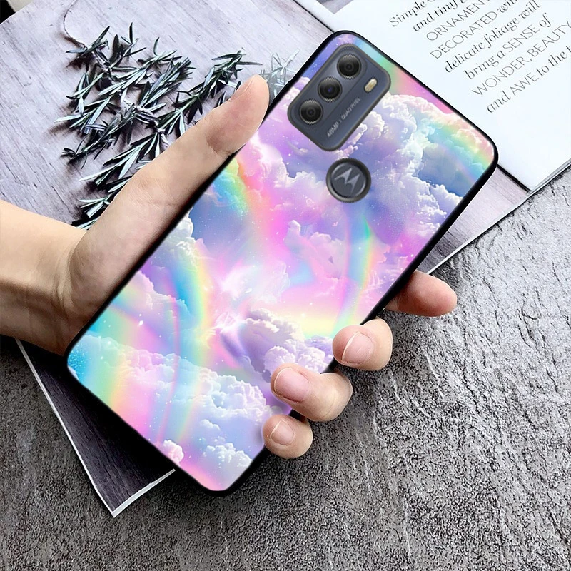 

Phone Case For Moto G85 G55 G05 G14 G75 G31 G50 G10 G20 G30 G60 G13 G32 G84 G54 G53 G72 G24 Power Rainbow clouds
