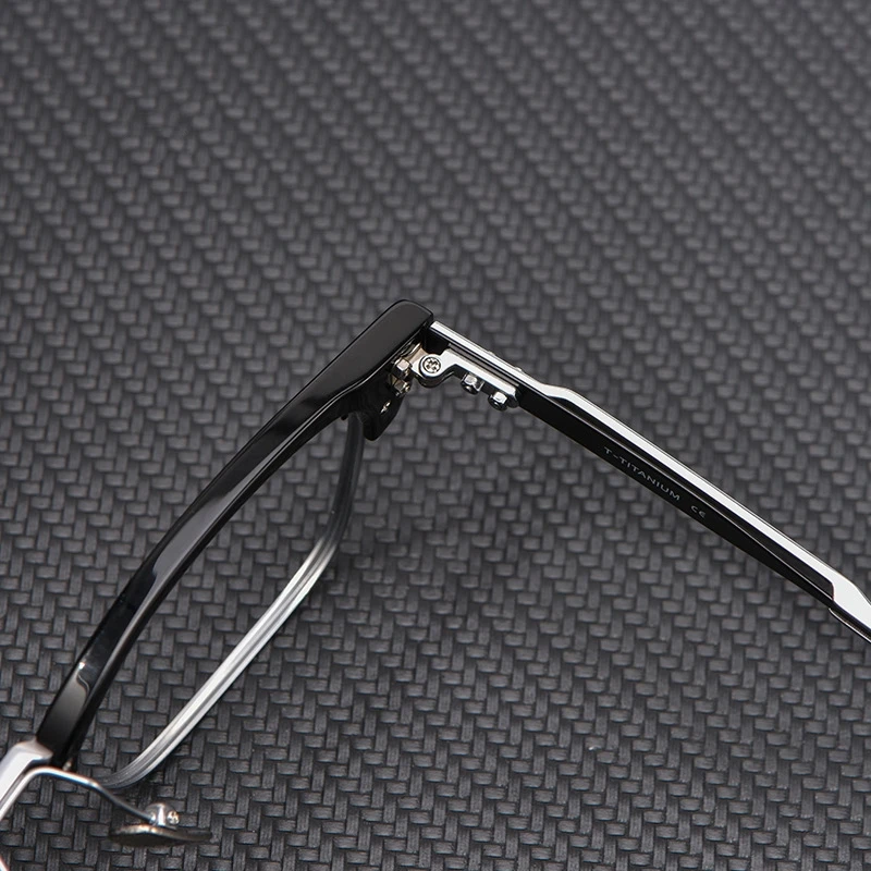 FIRADA Fashion Luxury Eyewear Women\'s New Vintage Square Titanium Eyeglasses Optical Prescription Glasses Frame For Men DTX132S