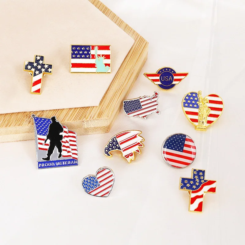 Брошь с эмалью в виде статуи Свободы американского солдата