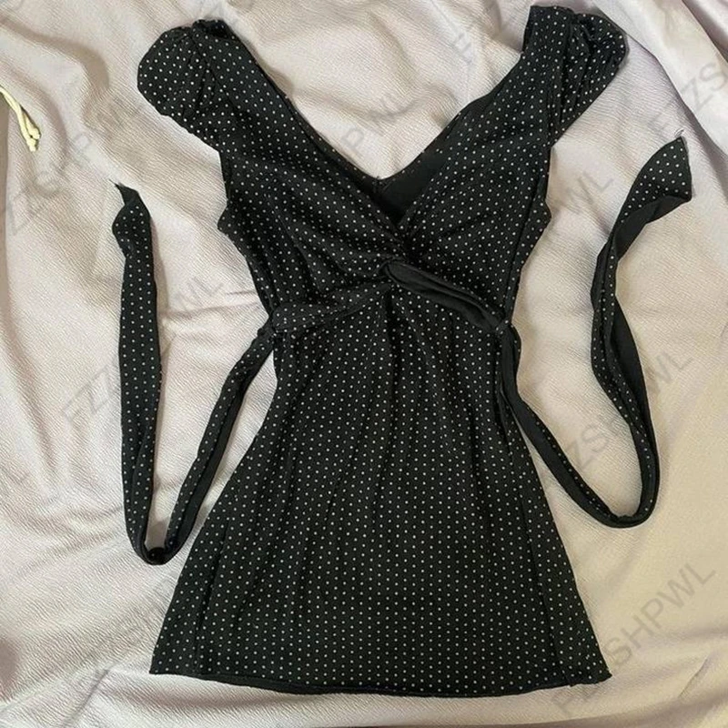 قميص قصير نسائي قوطي بلا أكمام ، شرير ، هيب هوب ، روك ، خمر ، هاراجوكو ، أزياء Y2K ، دانتيل ، ملابس الشارع ، القوس ، قمم للدبابات ، فتاة ، الصيف