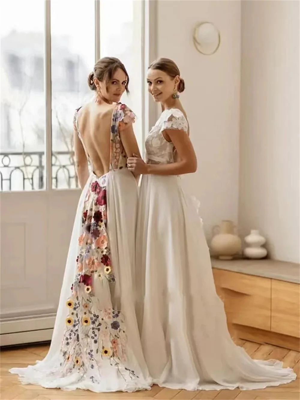 Cathy White Chiffon Backless Wedding Dress Floor-Length Flowers Appliques vestidos de noiva Sleeveless Evening Dresses 2024