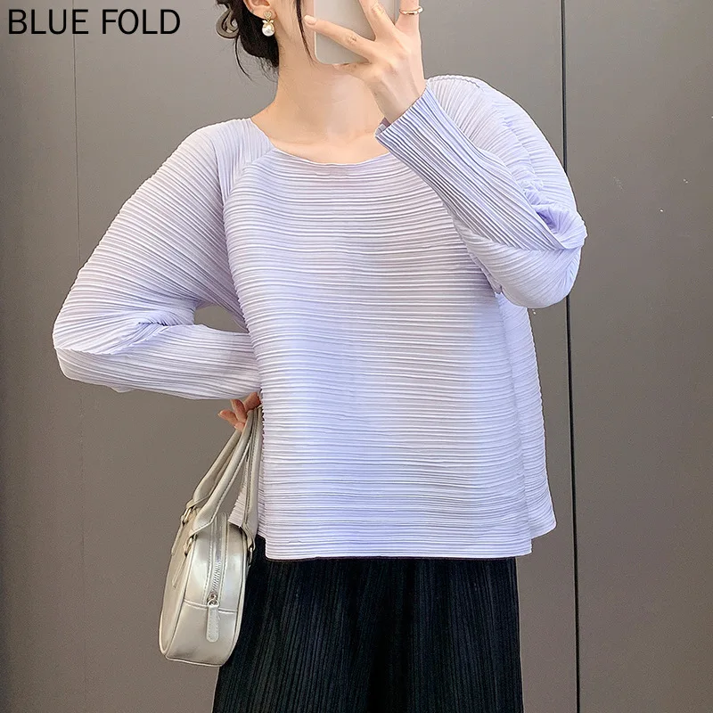 

Miyake Solid Color Oversized Batwing Top for Women - Slimming Design 2025 Fall Pleats Tshirt Women Designer Clothes Luxury